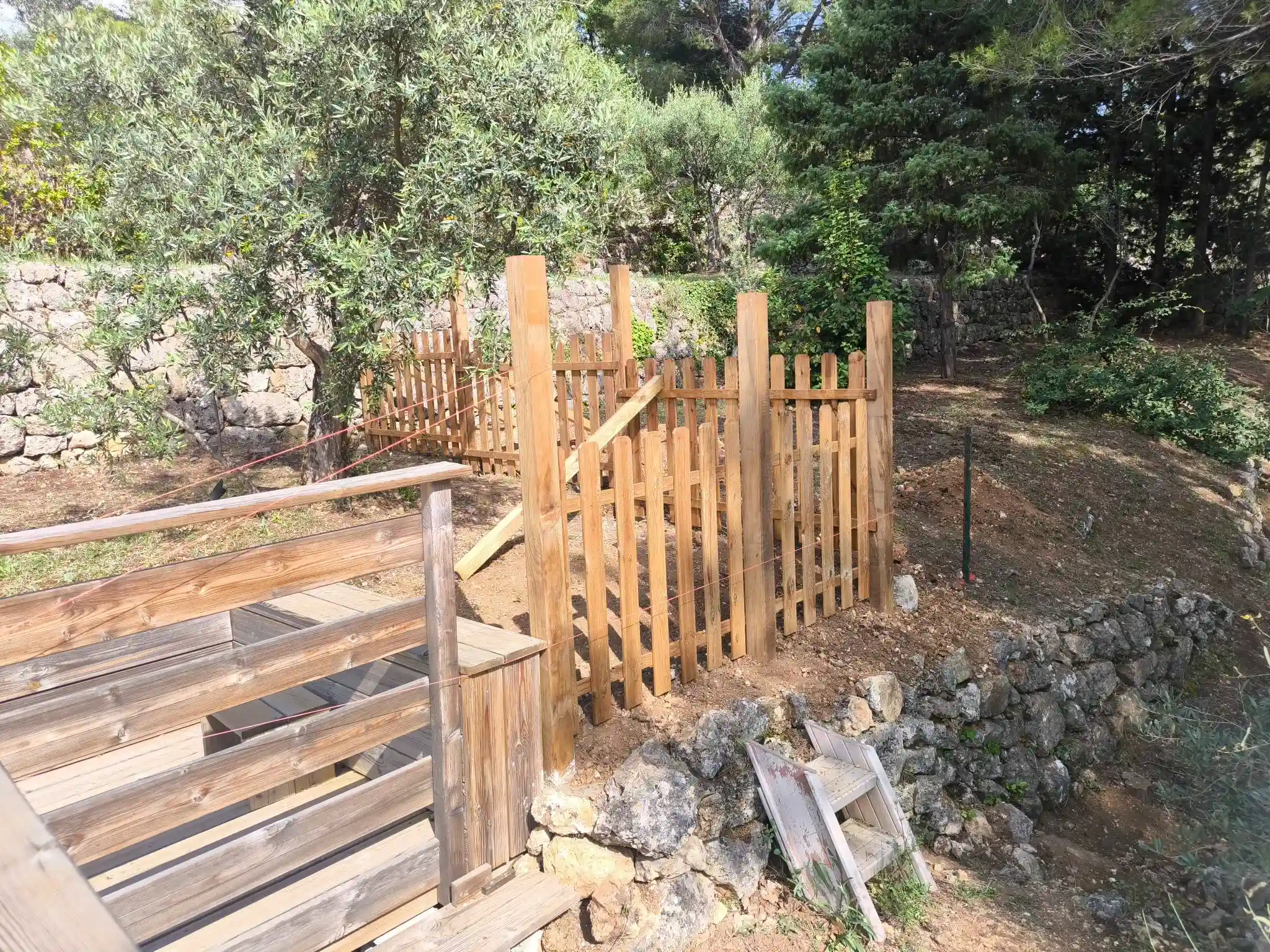 Clôture piscine en cours 2 — Tourrettes