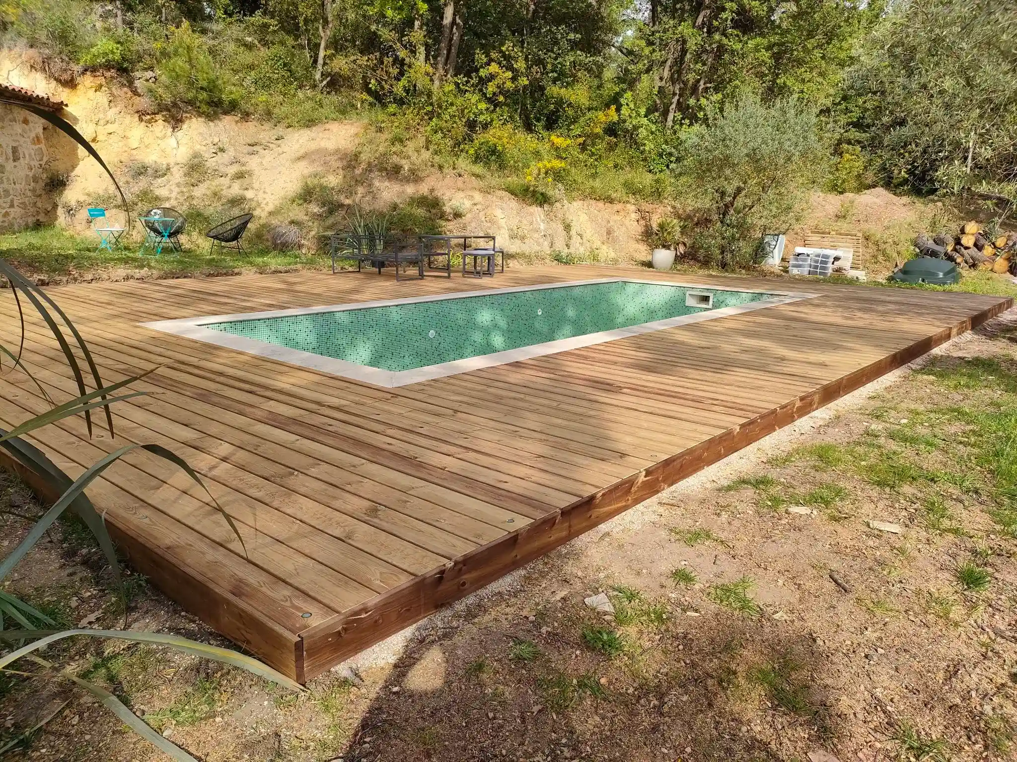 Terrasse bois finie — Tourrettes