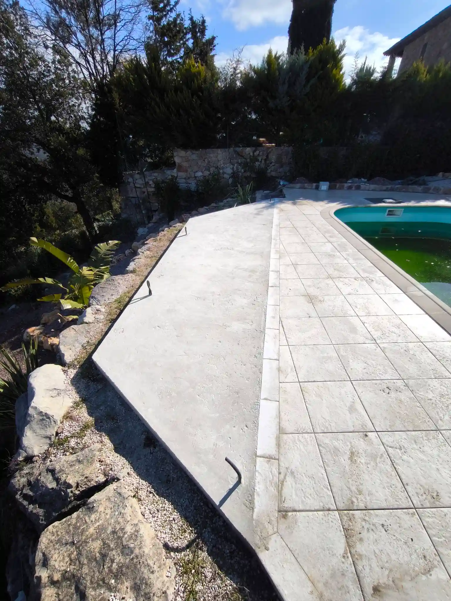 Avant — Les Adrets-de-l'Estérel